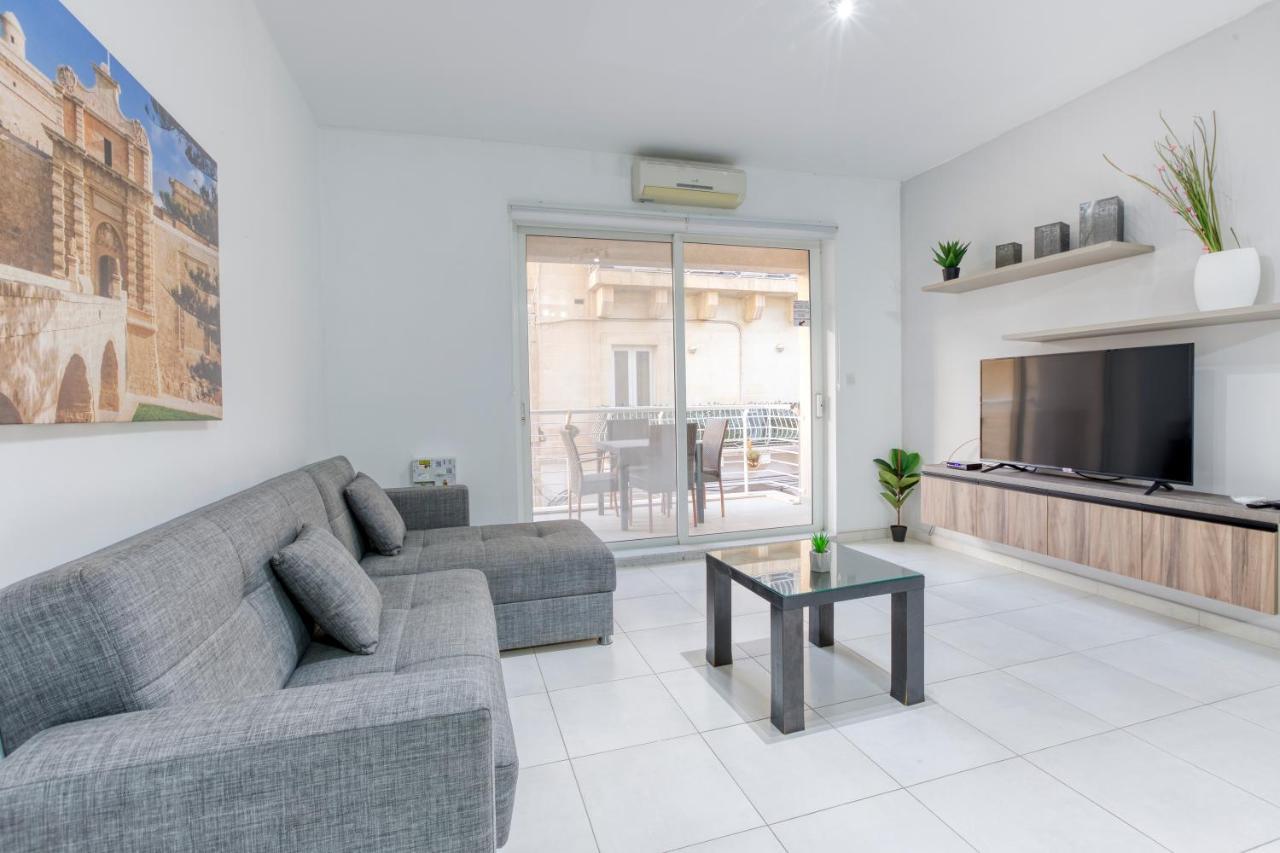 Cozy 3br Near Promenade Fully Furnished By 360 Estates Apartment