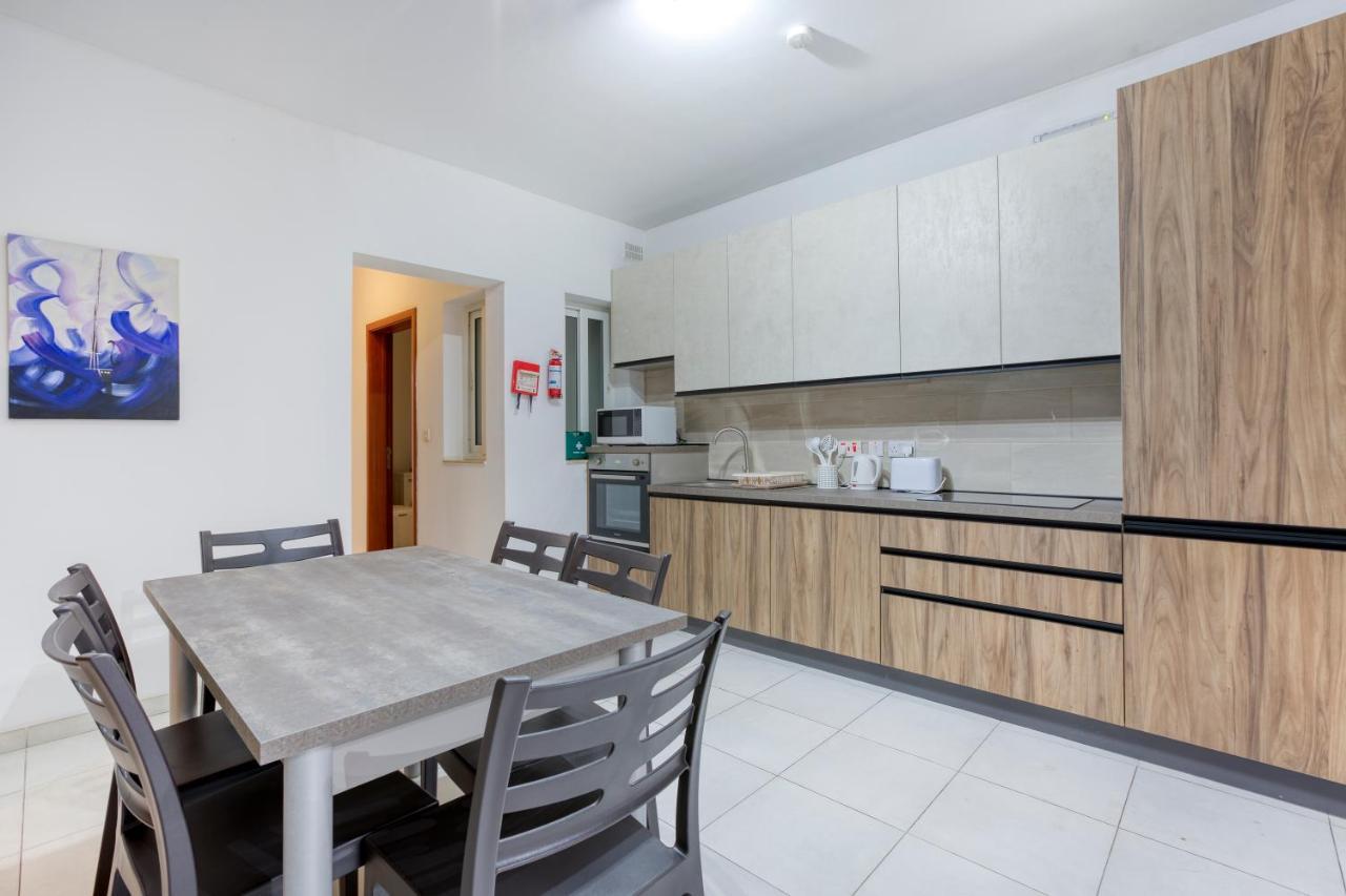 Cozy 3br Near Promenade Fully Furnished By 360 Estates Apartment